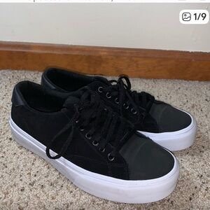 Straye (trust none) Black Suede rubber toe cap skateboarding core well built